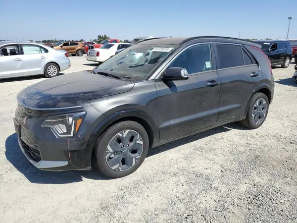 KNDCR3L11P5028668 2023 KIA NIRO - Image 1