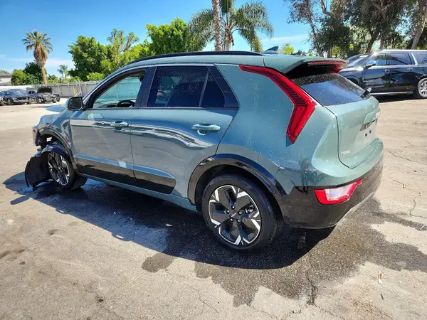 KNDCR3L11P5033613 2023 KIA NIRO - Image 2