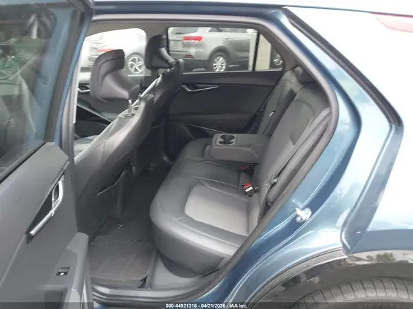 KNDCR3L11P5034096 2023 KIA NIRO - Image 8