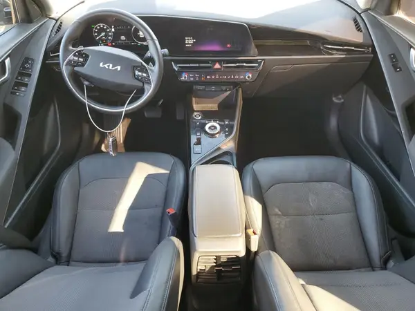 KNDCR3L11P5036155 2023 KIA NIRO - Image 8