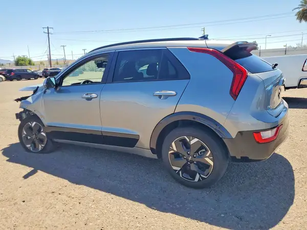 KNDCR3L11P5045857 2023 KIA NIRO - Image 2