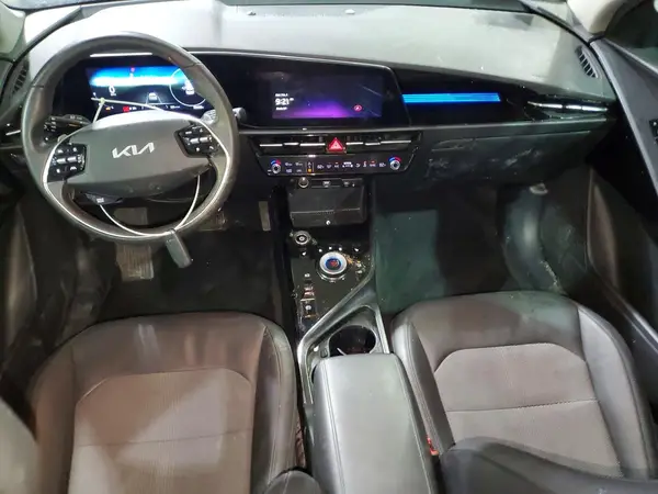 KNDCR3L11P5045888 2023 KIA NIRO - Image 8