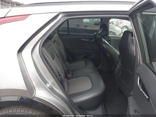 KNDCR3L11P5053957 2023 KIA NIRO - Image 8
