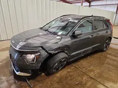 KNDCR3L11P5075523 2023 KIA NIRO