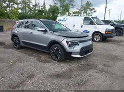 KNDCR3L11R5080756 2024 KIA NIRO
