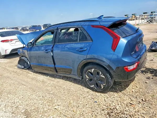 KNDCR3L11R5087173 2024 KIA NIRO - Image 2