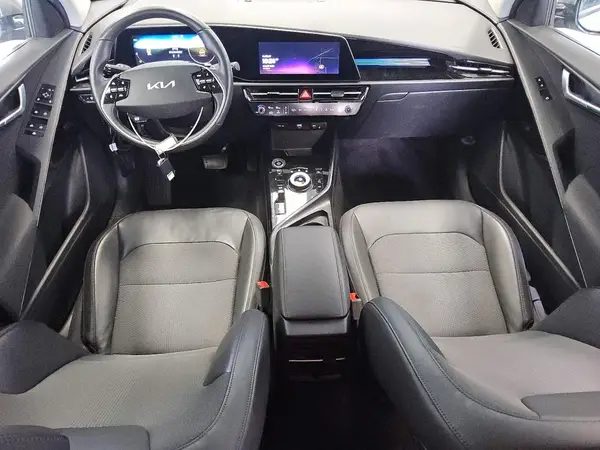 KNDCR3L11R5094740 2024 KIA NIRO - Image 8