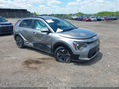 KNDCR3L11R5105798 2024 KIA NIRO