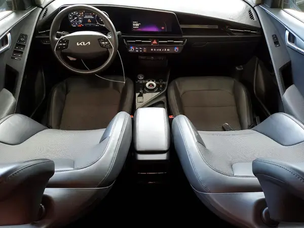 KNDCR3L11R5108538 2024 KIA NIRO - Image 8