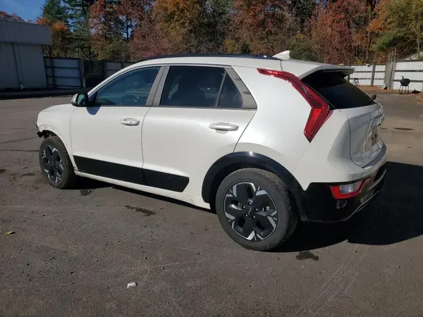 KNDCR3L11R5122472 2024 KIA NIRO - Image 2