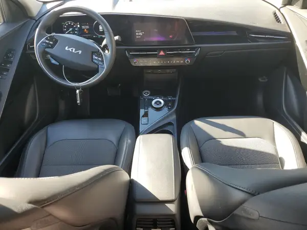 KNDCR3L11R5122472 2024 KIA NIRO - Image 8