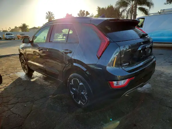KNDCR3L11R5122570 2024 KIA NIRO - Image 2