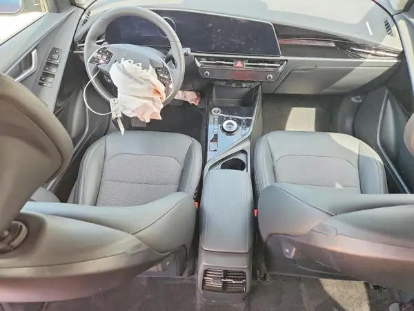 KNDCR3L11S5132960 2025 KIA NIRO - Image 8