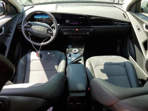 KNDCR3L11S5134417 2025 KIA NIRO - Image 8