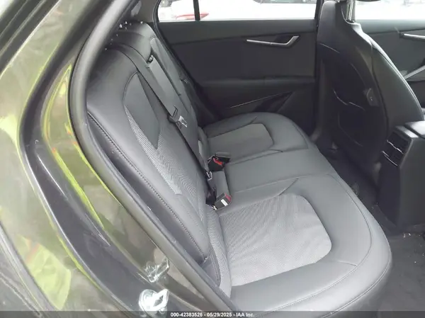 KNDCR3L11S5139228 2025 KIA NIRO - Image 8