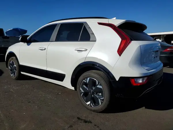 KNDCR3L11S5142968 2025 KIA NIRO - Image 2