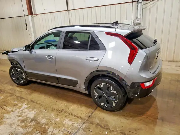 KNDCR3L11S5144638 2025 KIA NIRO - Image 2