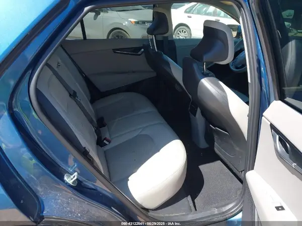 KNDCR3L12P5017940 2023 KIA NIRO - Image 8