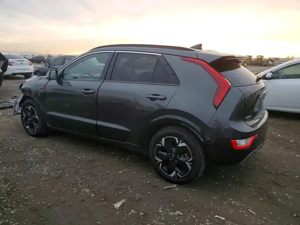 KNDCR3L12P5028405 2023 KIA NIRO - Image 2