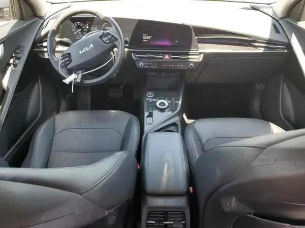 KNDCR3L12P5036567 2023 KIA NIRO - Image 8