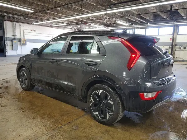 KNDCR3L12P5045298 2023 KIA NIRO - Image 2