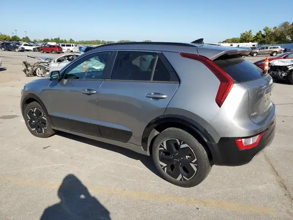 KNDCR3L12P5045950 2023 KIA NIRO - Image 2