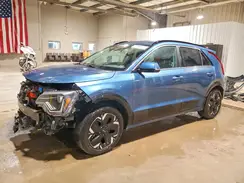 KNDCR3L12P5049383 2023 KIA NIRO