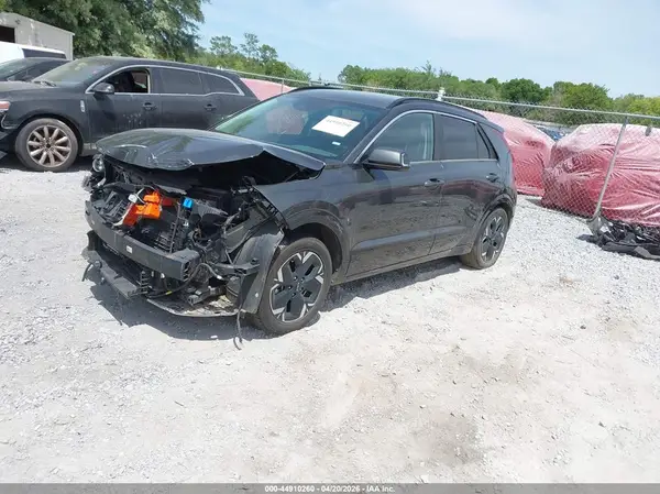 KNDCR3L12R5080295 2024 KIA NIRO - Image 2