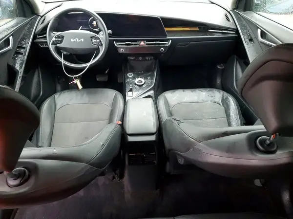 KNDCR3L12R5086632 2024 KIA NIRO - Image 8