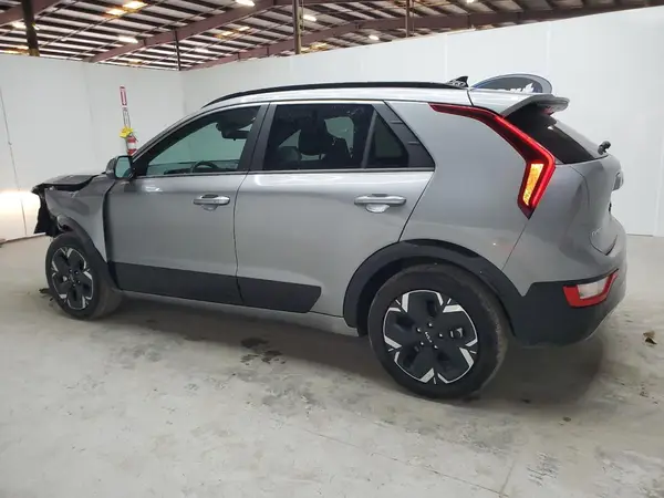 KNDCR3L12R5086727 2024 KIA NIRO - Image 2
