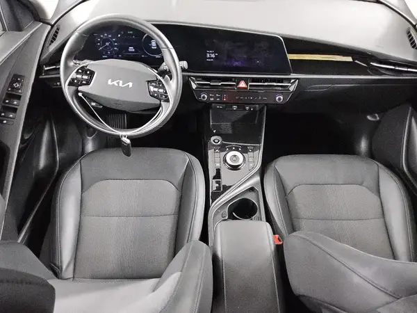 KNDCR3L12R5087151 2024 KIA NIRO - Image 8