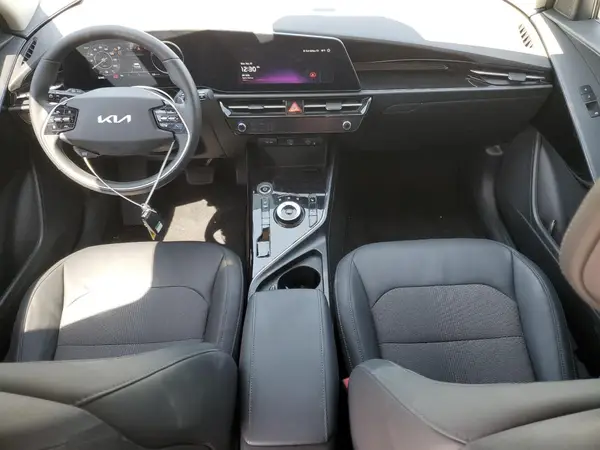 KNDCR3L12R5091734 2024 KIA NIRO - Image 8