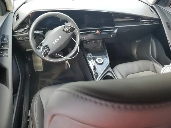 KNDCR3L12R5095041 2024 KIA NIRO - Image 8