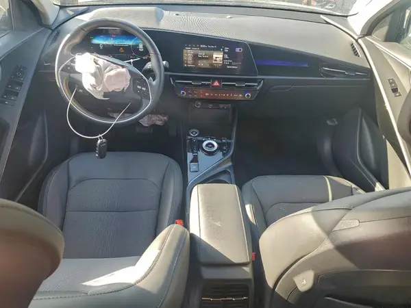 KNDCR3L12R5098246 2024 KIA NIRO - Image 8