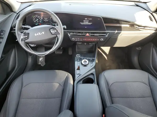 KNDCR3L12R5098652 2024 KIA NIRO - Image 8