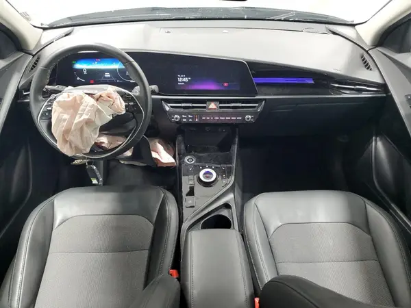 KNDCR3L12R5103235 2024 KIA NIRO - Image 8