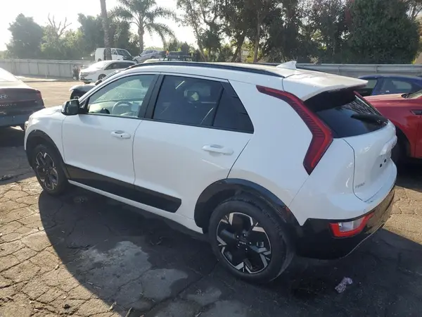 KNDCR3L12R5109178 2024 KIA NIRO - Image 2