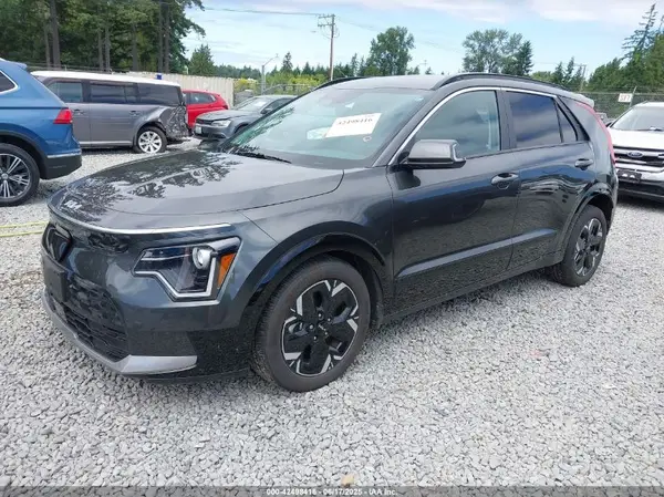 KNDCR3L12R5110007 2024 KIA NIRO - Image 2