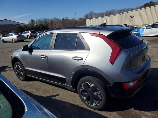 KNDCR3L12R5112128 2024 KIA NIRO - Image 2