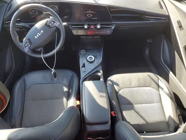 KNDCR3L12R5112128 2024 KIA NIRO - Image 8