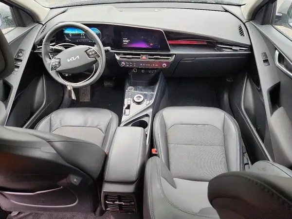 KNDCR3L12R5112582 2024 KIA NIRO - Image 8