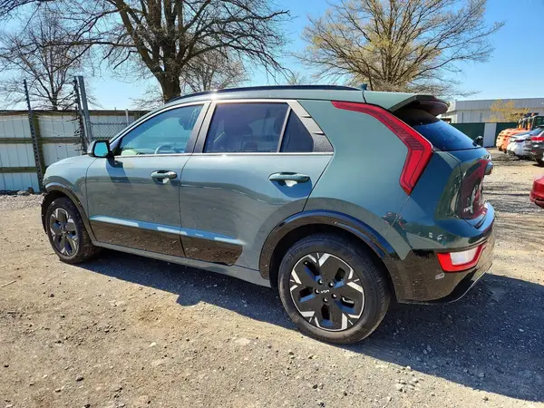 KNDCR3L12R5121962 2024 KIA NIRO - Image 2