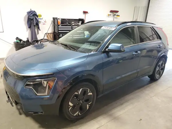 KNDCR3L12R5123078 2024 KIA NIRO - Image 1