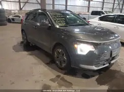 KNDCR3L12R5125204 2024 KIA NIRO
