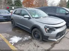 KNDCR3L12S5132272 2025 KIA NIRO