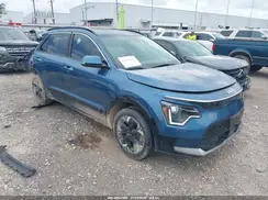 KNDCR3L12S5133535 2025 KIA NIRO