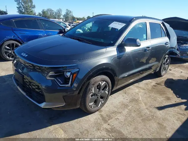 KNDCR3L12S5145085 2025 KIA NIRO - Image 2