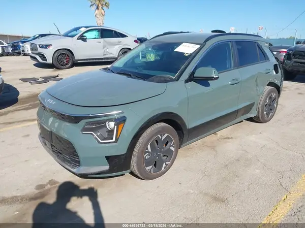 KNDCR3L12S5145104 2025 KIA NIRO - Image 2