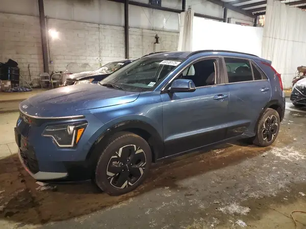 KNDCR3L13P5020457 2023 KIA NIRO - Image 1