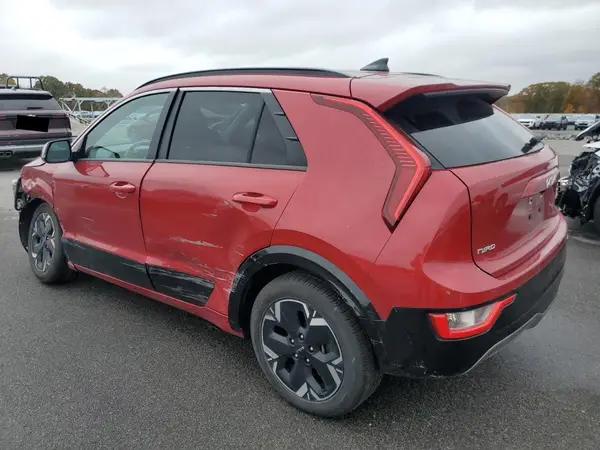 KNDCR3L13P5024850 2023 KIA NIRO - Image 2